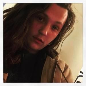 Meet your Posher, Levi